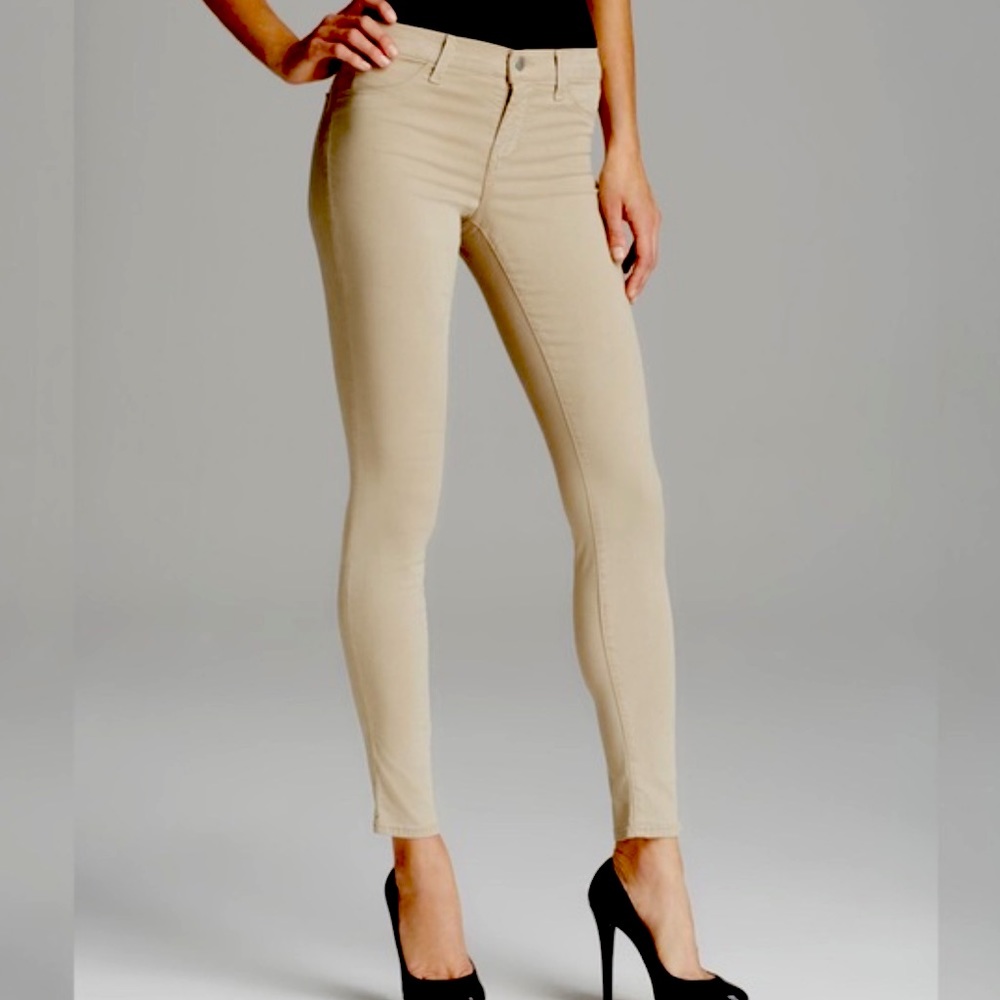 J BRAND Natural Jeans Super Skinny in Stone Sz 26